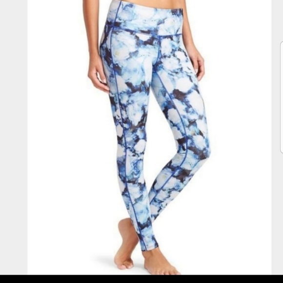 Athleta Pants - Athleta Chaturanga Floral Crush Leggings